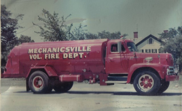 Tanker 2 also used this International which served the department for many years (pic taken in 1952)