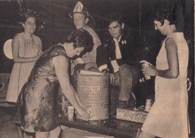 Ladies Auxiliary providing refreshments at the scene of an incident.
 Yes, that is Ronnie Raley (Lieutenant) and Frankie Anderson getting rehab! 