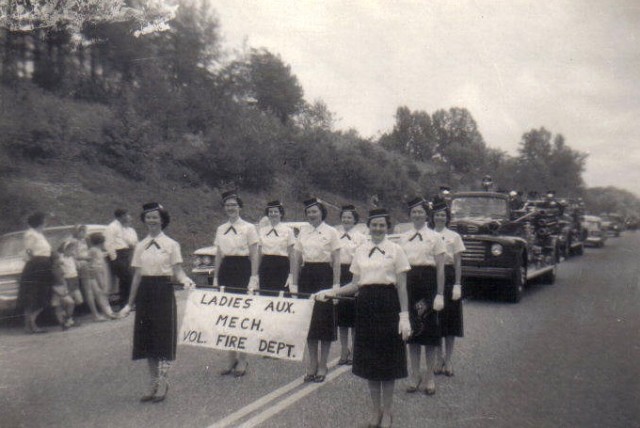 Ladies Auxiliary in 1967 Parade